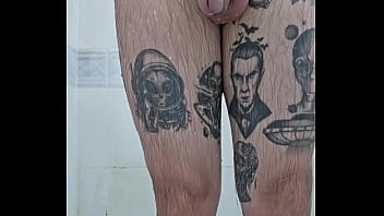 GORDINHO CAIU NA NET BATENDO PUNHETA NO BANHO