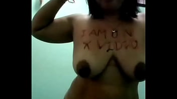 Filipina whore does jumping jacks