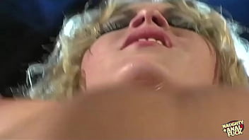 Before taking every inch of his meat up her ass the blonde gets eaten out