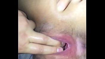 Me follo a mi amiga mientras estaba leyendo comentarios del Facebook