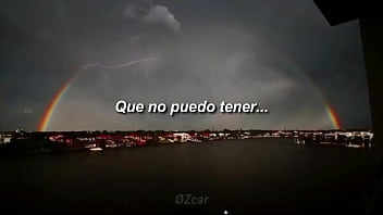 Mujer distante- Kevin Kaarl