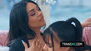 Flash Photography - Eva Maxim, Summer Col