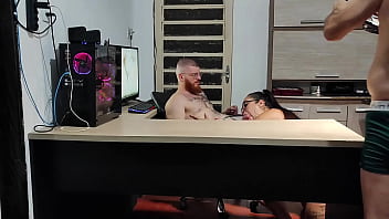 bastidores fodendo hardcore a rabuda gostosa no pelo