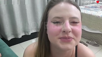 Putinha casada iniciou no porn&ocirc_ e marido n&atilde_o gostou - Diz ela que o marido ficou com ci&uacute_mes quando viu 24cm de rola grossa dentro dela