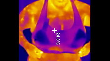 Sports Bra Try-On, Boob Bounce Tests, Naked Twerk Tease THERMAL POV (4K Portrait)