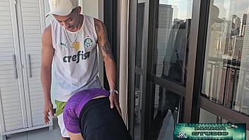 Mama Studio em Milf Gostosa Malhando Na Pica do Moreno BBC - Gr&aacute_tis