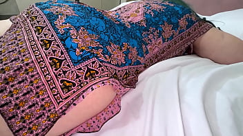 Late at night, the busty stepmom lay down on the bed waiting for a message from her lover, but the stepson seized the initiative and gave her a live triple date right here and now