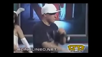 Joan y Oneill - El conejito TV