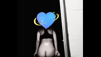 Regina baile putita sexy