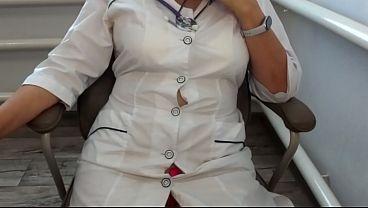 The doctor allowed me to watch her masturbate