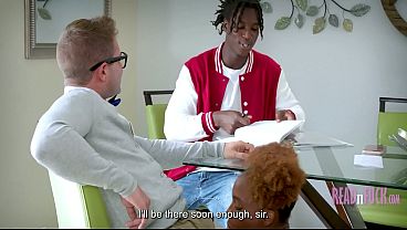 Tutor And Free Use Her