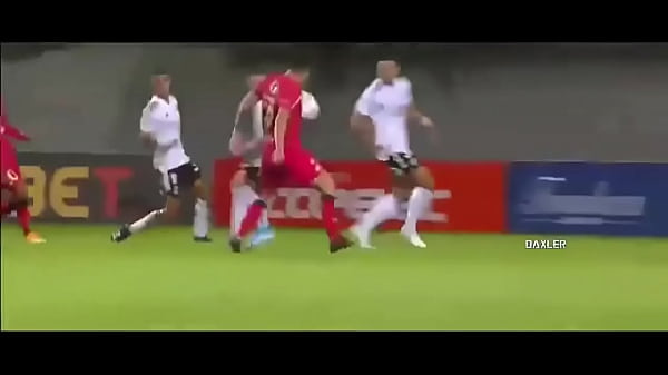 cogida de &ntilde_ublense a colo colo 5-1