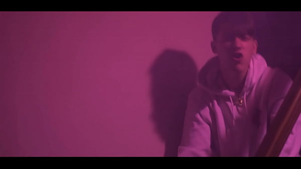 Joven rapero se folla al beat