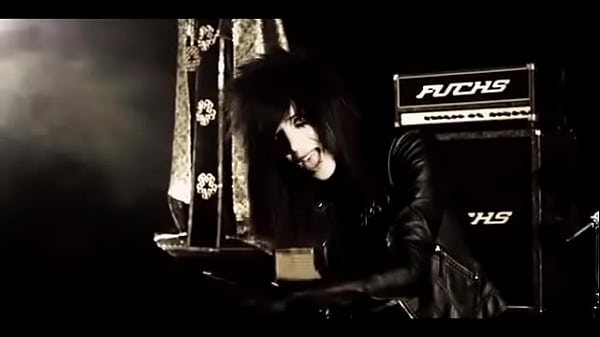 BLACK VEIL BRIDES &quot_Perfect Weapon&quot_ OFFICIAL MUSIC VIDEO