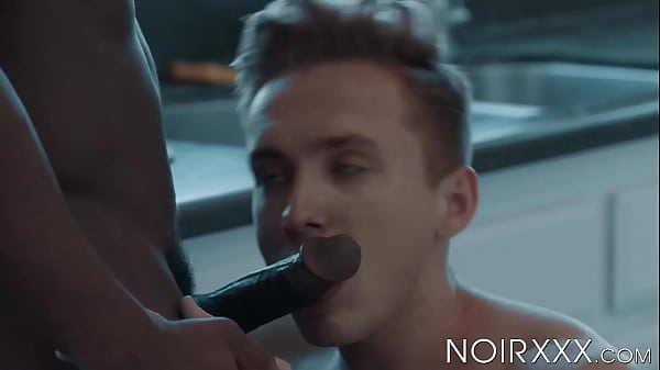 Kinky muscular jock Jackson moans during interracial bang