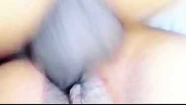 Le dejo el culo y el co&ntilde_o lleno de leche a vecina culona de 70 a&ntilde_os