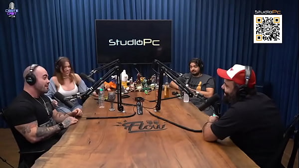 COMO &Eacute_ VER A SUA ESPOSA DAR PARA VARIOS CARAS   Cortecast