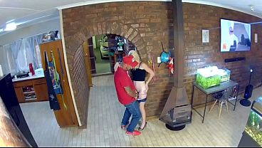 Caught my husband fucking a prostitud ,he thought I was at work