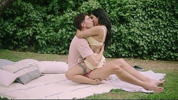 SIESTA SEX PUTSIDE WITH MY WIFE YASMINA KHAN