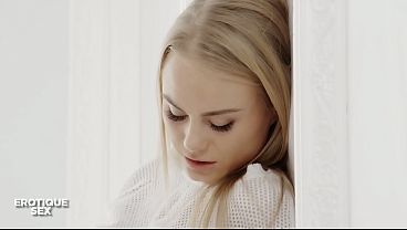 Pretty Girls Sabrisse &amp_ Nancy A Take Turns Fingering Their Pussies