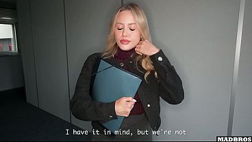 A Married French Realtor Agent Cheats On Her Husband And Gets Pounded Anal And DP To Close A Sale !!!