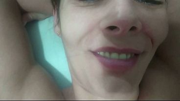 Meu sobrinho novinho perdendo a virgindade com minha esposa,ele encheu a buceta dela de porra