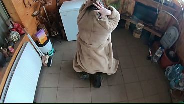 Golden Dress, Fur &amp_ Smoking &ndash_ Hairy Pussy, Deep Blowjob &amp_ Hard Doggy on a Freezer