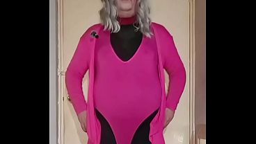 im a crossdressing sissy male wanting to be anal pussy fucked and humiliated by another guy on cam for the world to see