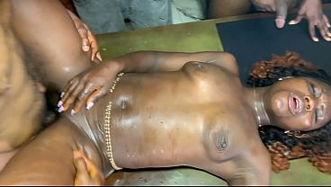 fucking my boss'_s side chick spread her beefy wet pussy on his office table