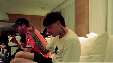 Hollywood- peso pluma, stevan plazola (video oficial)