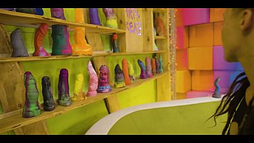 Covered in Ink, Stuffed by the Wall &ndash_ Her Zfilmz Solo Adventure