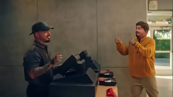 Morado j Balvin x McDonald'_s
