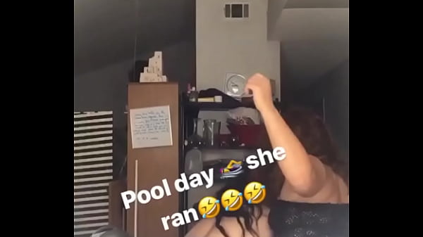 2 Mexican thots twerking