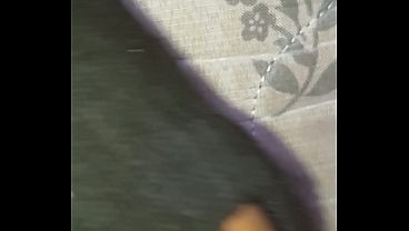 Metendo gostoso no cuzinho no quarto