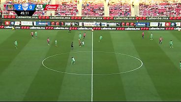 Hombre hace lo suyo y se retira