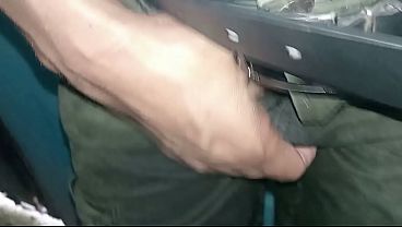 Pantal&oacute_n orinado solo mojado