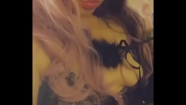 Femdom seeks Slaves for online Daily interaction