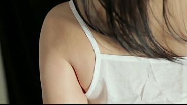 INDONESIA VIRAL NYOBAIN BAJU SATIN BARU BERUJUNG NGENTOT DAN KELUAR DI MEMEK