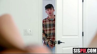 Stepsis Is Touching Her Pussy Again Enzo East, Summer Renee