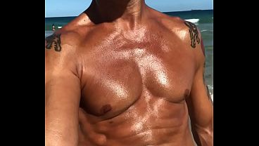 THE BEACH BODY PORNSTAR MAXXX LOADZ