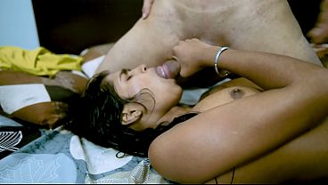 Guy had bathroom sex with sexy girl