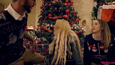 Tiny Stepdaughter Fucked While On The Cllimb