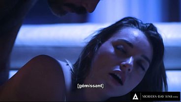 MODERN-DAY SINS - Naughty Anny Aurora Sneaks Off To Bang Her BFFs Stepdad FRENCH SUBTITLES