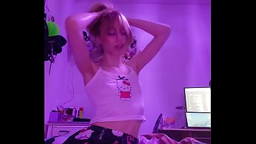 SFW Dublando m&uacute_sica e biscoitando Liby Thegabifps