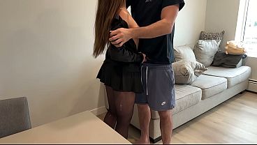 Ariel Hate being Didtracted From Work, Husband was and Encouraged at the same time