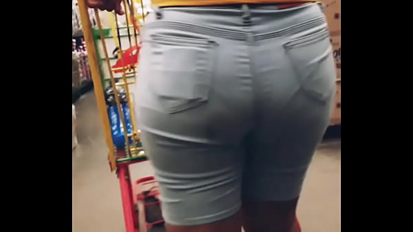 Candid Ana Gonz&aacute_lez nalgona vpl jeans