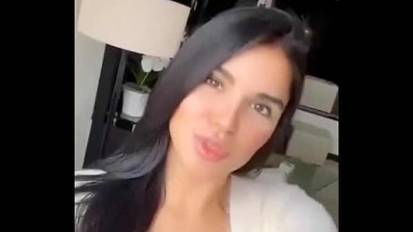 Chica hermosa alguien sabe su nombre?