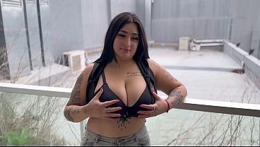 AGENTE INMOBILIARIO cae en mi seducci&oacute_n y NO PAGO LA RENTA adem&aacute_s de que me COJE