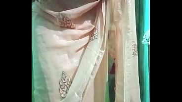 Indian Gay Crossdresser Bottom crossdressing in silky saree with heavy jwellery real homemade sex