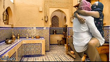 Saudi Arabia Husband and Iranian wife fuckes in Kitchen